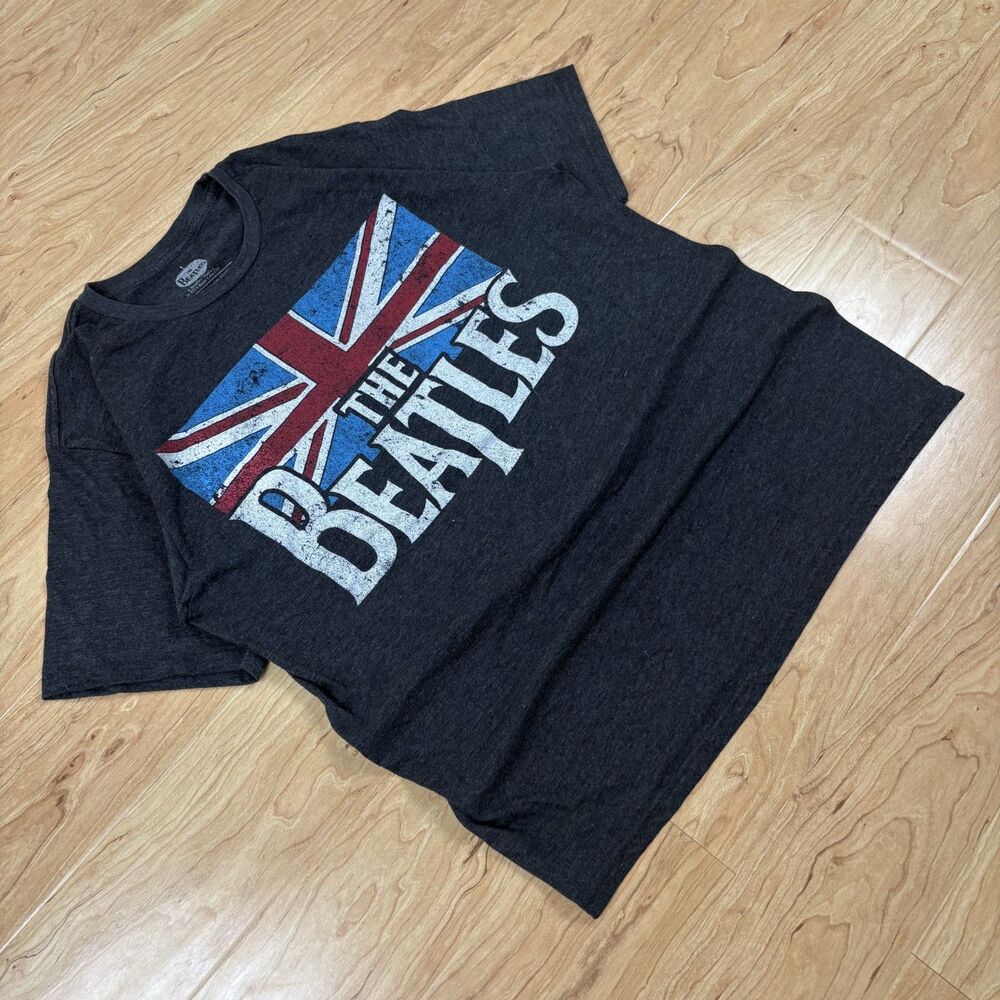 The Beatles Union Jack British Flag Distressed Graphic Band T-Shirt XL